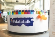 EVACO datatalk congress 2022: Empfang mit Tüten